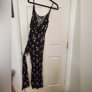Black & White Daisy Jumpsuit (size 8)